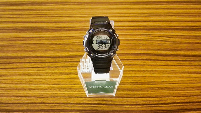 ソーラー充電システム搭載、CASIO の腕時計 W-S210H-1AJF を使ってみる